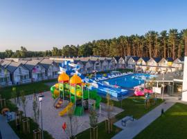 Holiday Park & Resort Rowy，位于罗威的酒店