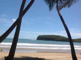 La Sagesse Hotel, Restaurant and Beach Bar，位于Content的酒店