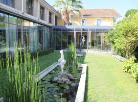 Logis Hotel La Maison Navarre，位于日蒙的酒店