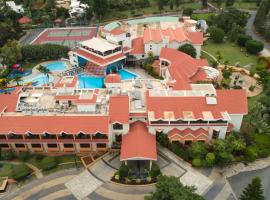克拉克异国Spa情调度假酒店，位于德瓦纳哈利-班加罗尔的度假村