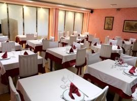 Hotel Orly，位于克辛索德利米亚的酒店