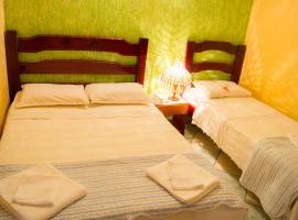 Hotel & Restaurante Guarania，位于埃斯特城的酒店