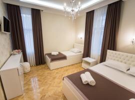 Center Deluxe Garni Hotel，位于尼什的豪华酒店