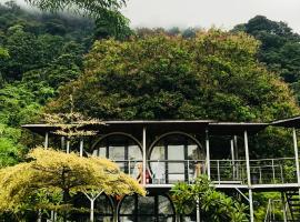 Go Deeper Tioman，位于刁曼岛的酒店