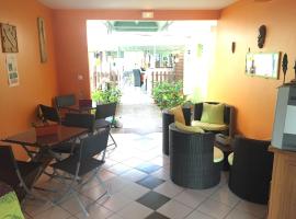 Residence Hotel Obayear，位于舍尔谢的酒店