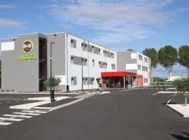 B&B HOTEL Valence TGV Romans，位于阿利仙Valence TGV Train Station附近的酒店