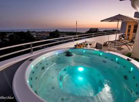 Siesta in Achziv，位于纳哈里亚的带泳池的酒店