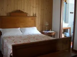 B&B SCACCIA PENSIERI