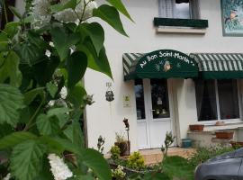 Au Bon Saint Martin，位于Chilly-le-Vignoble的酒店