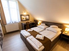 小红帽餐厅住宿加早餐旅馆，位于希欧福克的精品酒店