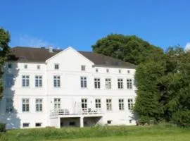 FEWO 16, Herrenhaus Blengow, Lindenallee 21