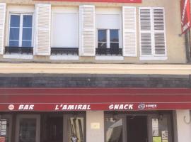 L’AMIRAL，位于Châtillon-Coligny的酒店