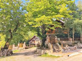 Chalet Kujta，位于佩奇的木屋