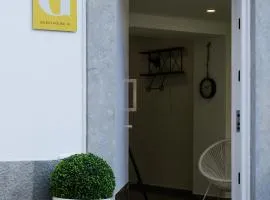 4U Lisbon VI Guesthouse Airport