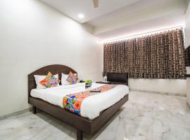 FabHotel Sahara Inn Nashik，位于纳西克的酒店