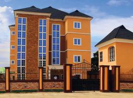 De Royal Legacy Hotel and Suites，位于Umuahia的酒店
