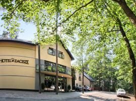 Hotel Zacisze，位于图拉瓦的酒店