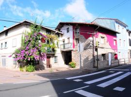 APARTAMENTOs URDAIBAI，位于Busturia的度假屋