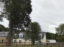 Clyde Valley Lodge，位于Crossford的酒店