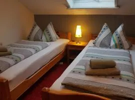 斯切恩莱因哈特酒店