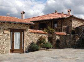 Complejo rural Aira Sacra-Ribeira Sacra，位于Vilamelle的酒店