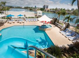 Tiki Hotel Apartments Surfers Paradise，位于黄金海岸的酒店