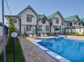 B&B Lake House Hotel，位于Yusufkhona的酒店