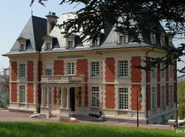 Domaine de Mont-Renaud，位于Boncourt的酒店