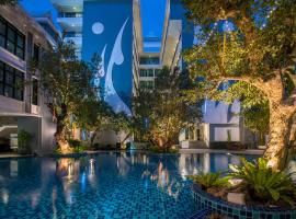 Bay Beach Resort Jomtien，位于乔木提恩海滩的酒店
