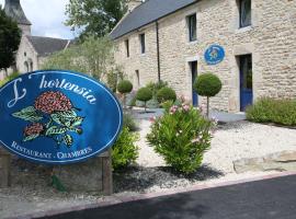 Hôtel - Restaurant l'Hortensia，位于Noyalo的酒店