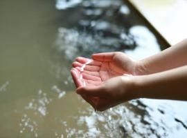 山形屋 日式旅馆，位于Kitakata的酒店