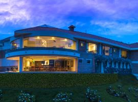 Hotel Medina Del Lago，位于奥塔瓦洛的酒店