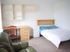 En-Suite Room Stay Bangor