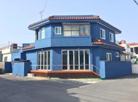 Jeju Guesthouse，位于济州市的海滩短租房