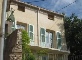 28 Rue de la Ferrage
