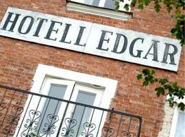 Hotell Edgar & Lilla Kök，位于瑟尔沃斯堡的酒店