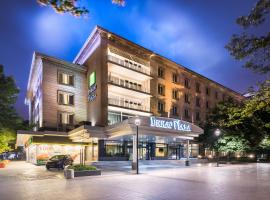 多瑙河大酒店 ，位于鲁塞的宠物友好酒店