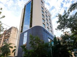 伊姆普瑞萨酒店，位于孟买Infinity Mall附近的酒店