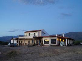 Hosteria Dos Soles，位于卡法亚特的酒店
