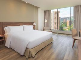 Novotel Medellin El Tesoro，位于麦德林El Poblado的酒店