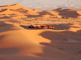 Camp Desert Bivouac Chegaga，位于El Gouera的豪华帐篷