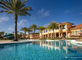 Regal Oaks Resort Vacation Townhomes by IDILIQ - Free Private Hot tub!，位于奥兰多的酒店