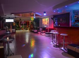Hotel Restaurante Salsa y Sabor，位于帕尔米拉的酒店