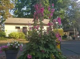 乐罗沙贝尔岛露营酒店