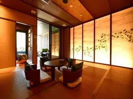 Balinese onsen ryokan Hakone Airu