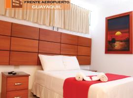 Hotel Apart Guayaquil Aeropuerto，位于瓜亚基尔西蒙波利瓦尔区的酒店