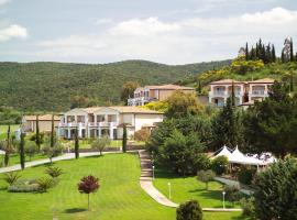 Il Pelagone Hotel & Golf Resort Toscana，位于加沃拉诺的酒店