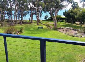 Four Seasons Waterfront Villas，位于Taranna的酒店