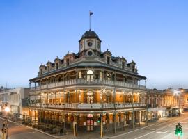 The National Hotel，位于弗里曼特University of Notre Dame Australia附近的酒店