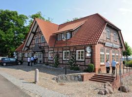 Fischhaus am Schaalsee，位于Zarrentin的酒店
